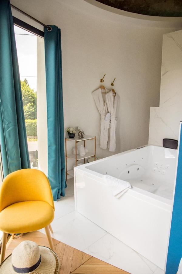 Hôtel Rene Egger à Trévoux Extérieur photo
